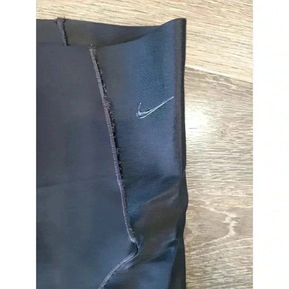 Nike Women's Size M Black High-Waisted 7/8 Training Mesh Tights #11 - Picture 3 of 8